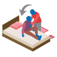 une aide à domicile aide une personne à se coucher